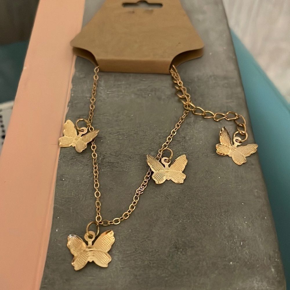 Bracelet (Any 5 Items For $20)